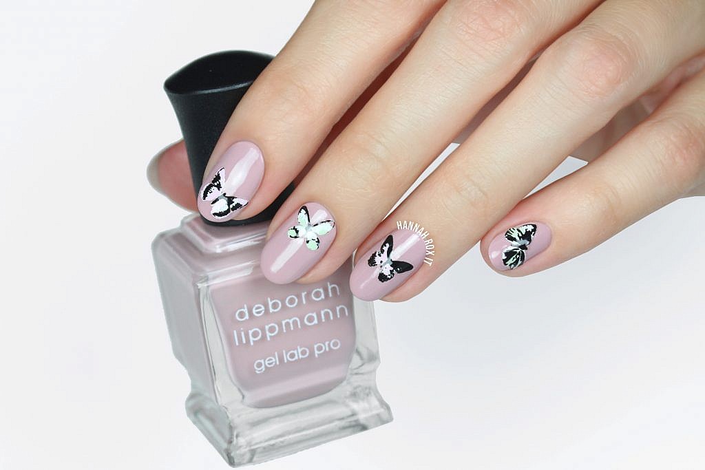 Nails of the Day: Chic Butterflies